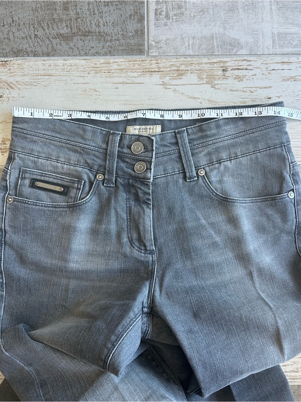 Burberry Windsor Flare Jeans Size 28 Gray NWT Designer Denim Y2K - Picture 7 of 14